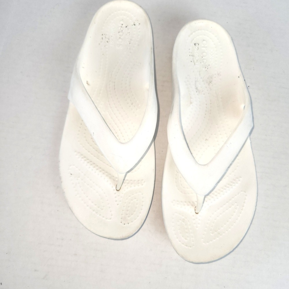 Crocs Kadee II Flip Flops White Sandals Womens Size 8 Lightweight Casual Summer